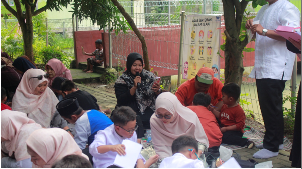 You are currently viewing Ketika Sekolah dan Orang Tua Berjalan Bersama